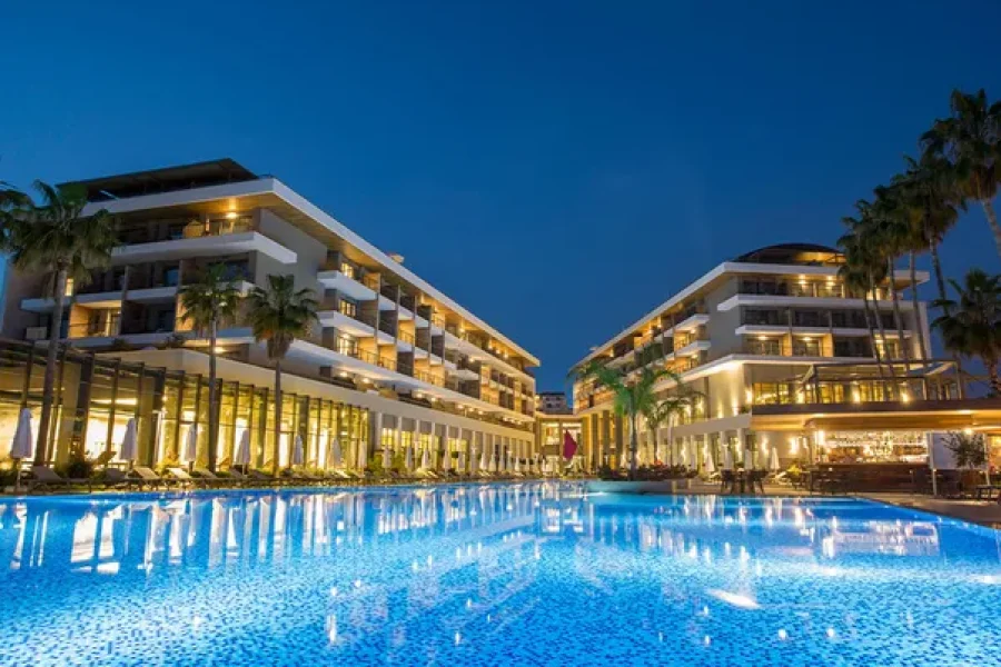 Acanthus & Cennet Barut Collection