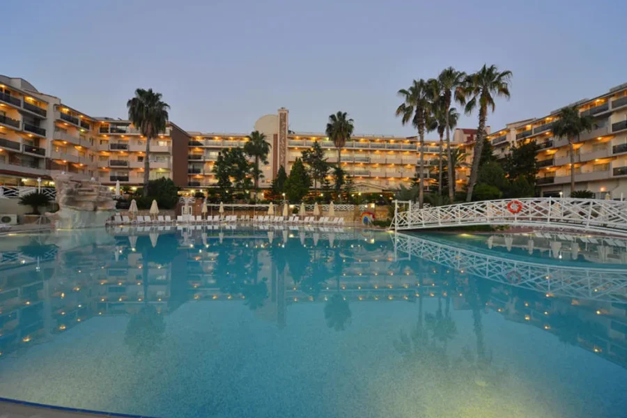 Seaden Corolla Hotel